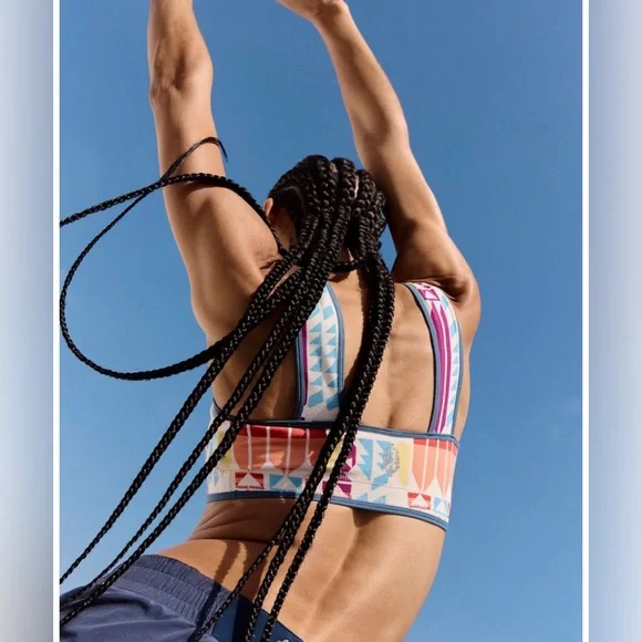 💙♥️💛Free PeopleColorful Geometric Sports Bra
